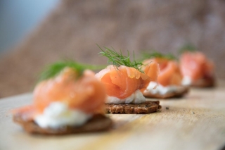 Salmon & Dill Crackers